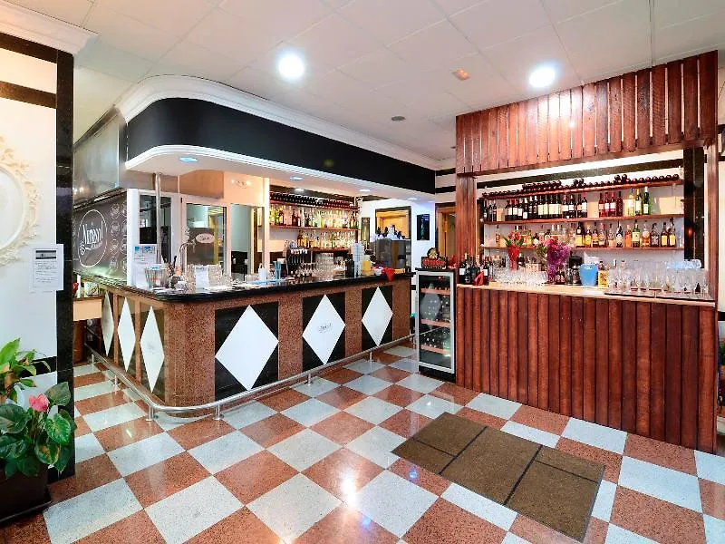 Apartamentos Nuriasol Fuengirola Hiszpania