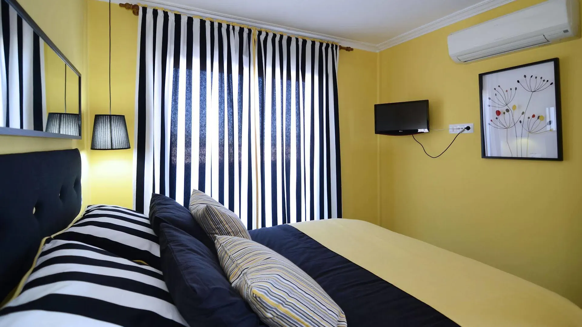 Apartamentos Nuriasol Фуэнхирола